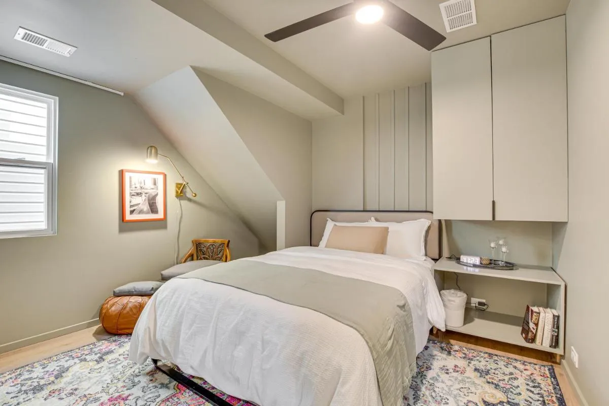 Image 6 of 3 Mi to Dwtn Chic Apartment in Chicago!