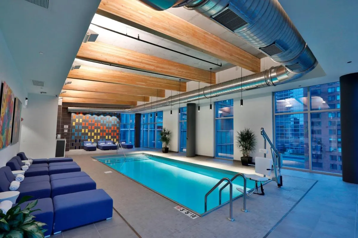 Image 3 of Aloft Chicago Mag Mile
