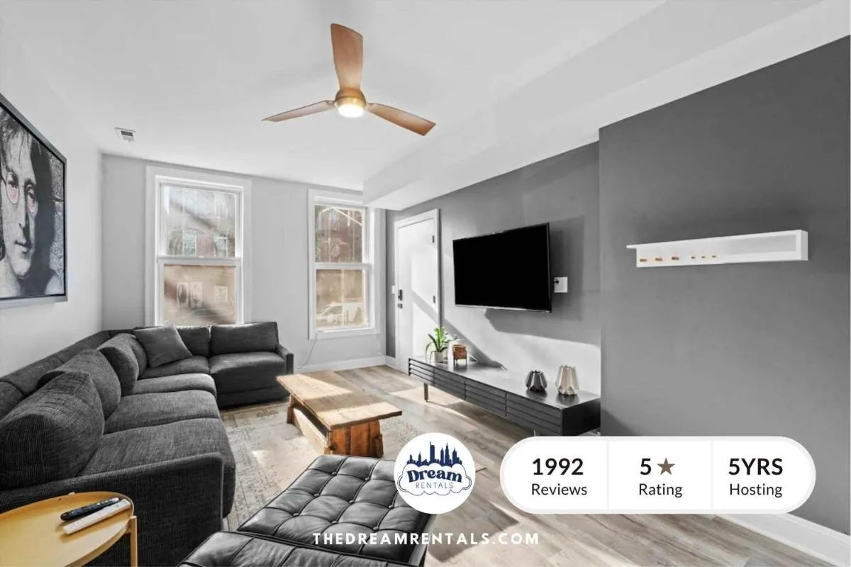 Image 4 of Beautiful rental unit in Chicago
