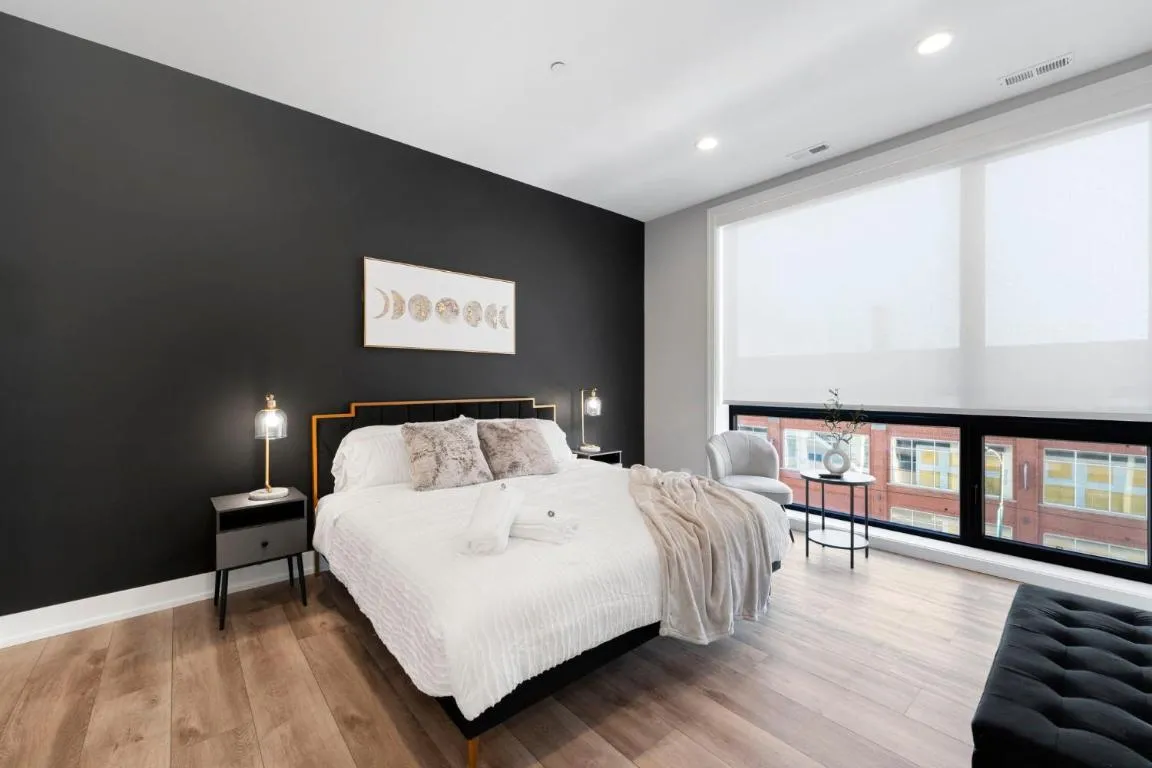 Image of Brand New 3bed 3bath Modern Apt w Balcony