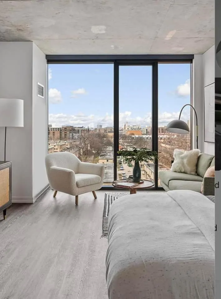 Image 3 of Brand New Luxe Convertible Studio/Downtown views