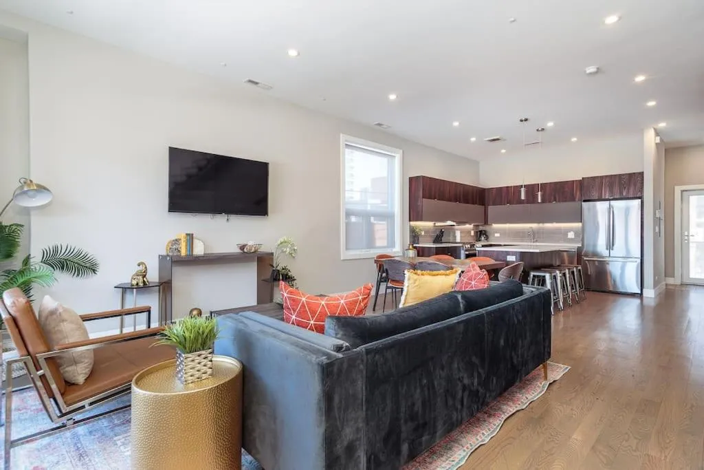 Image 1 of Breathtaking CHI unit in River North with Rooftop Deck – Penthouse A – Sleeps 11