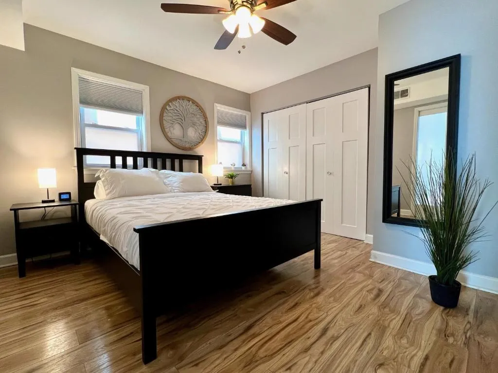 Image of Bridgeport Place – free parking, McCormick Place-Sox Park