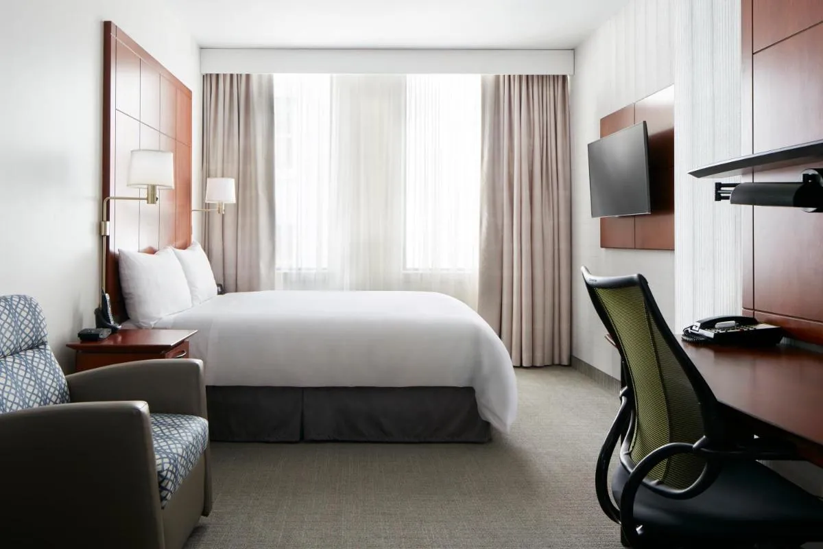 Image 1 of Central Loop Hotel