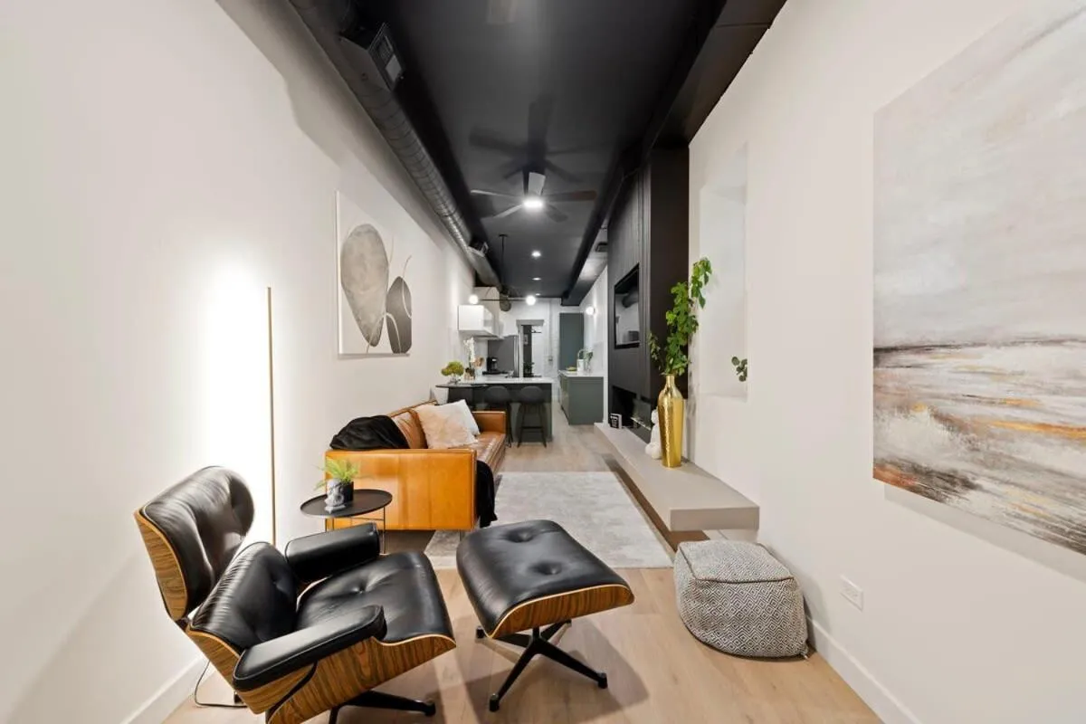 Image 3 of Chic 4-Bedroom Haven: Designer’s Dream Home