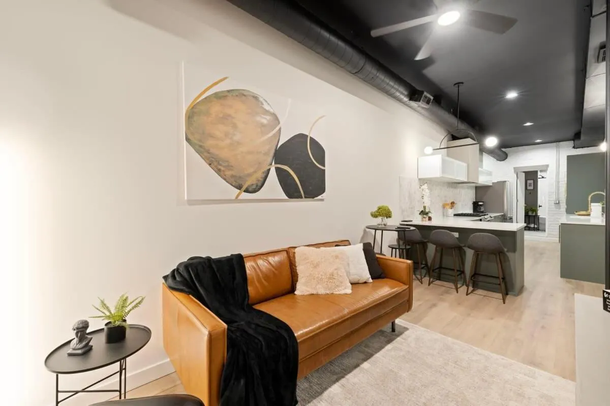 Image 5 of Chic 4-Bedroom Haven: Designer’s Dream Home
