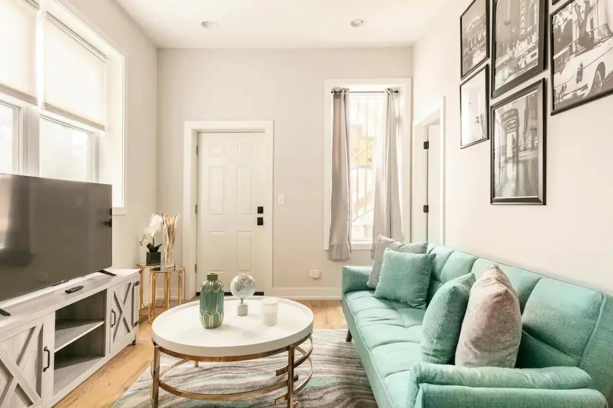 Image 5 of Chic Fully Furnished Condo