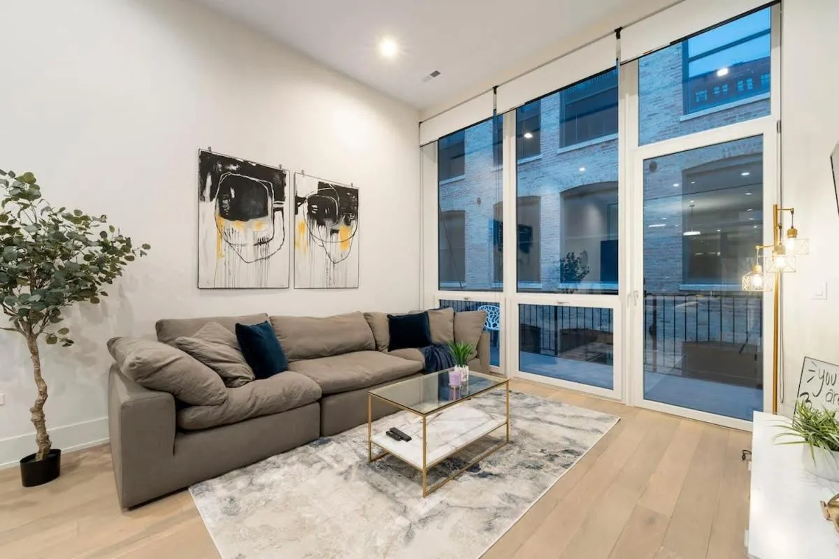Image 3 of Chic River North Condo 2BR 2BA with Private Balcony