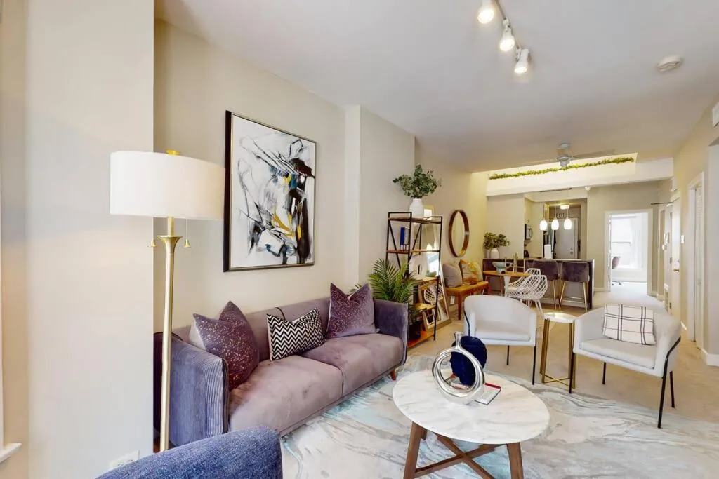 Image of Chic River North Retreat