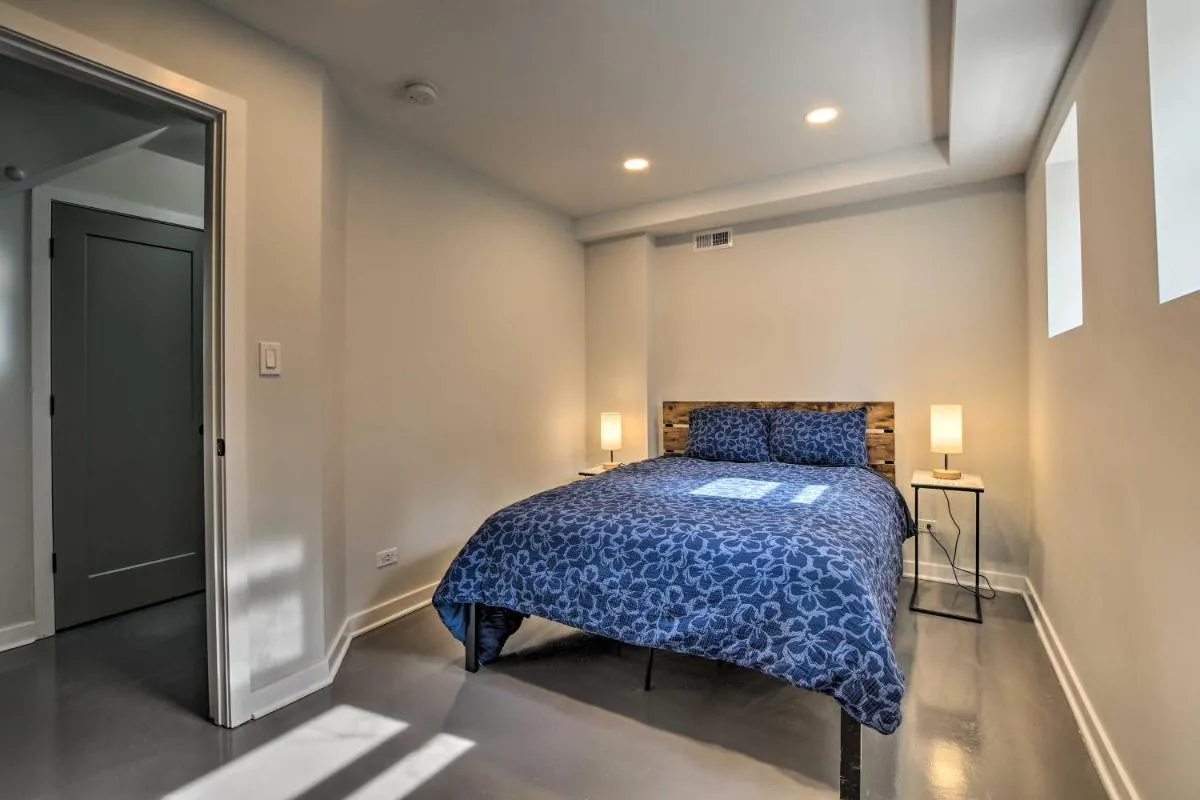 Image 1 of Chicago Vacation Rental Near Lake Michigan!