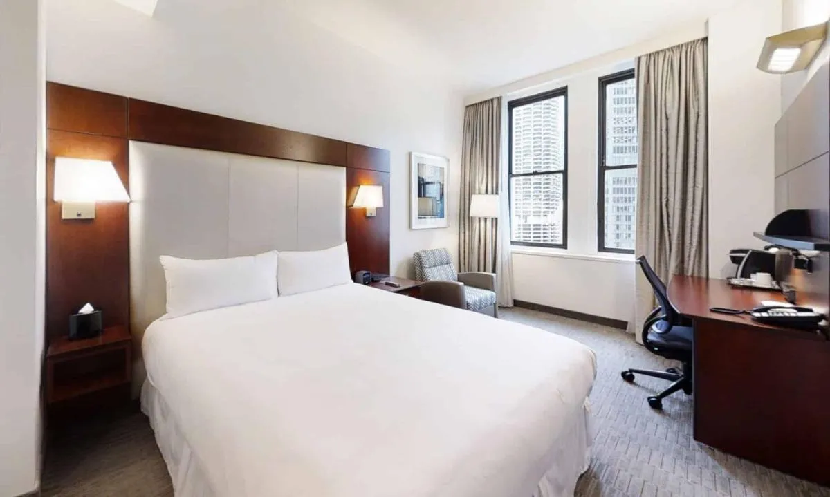 Image 6 of Club Quarters Hotel Wacker at Michigan, Chicago