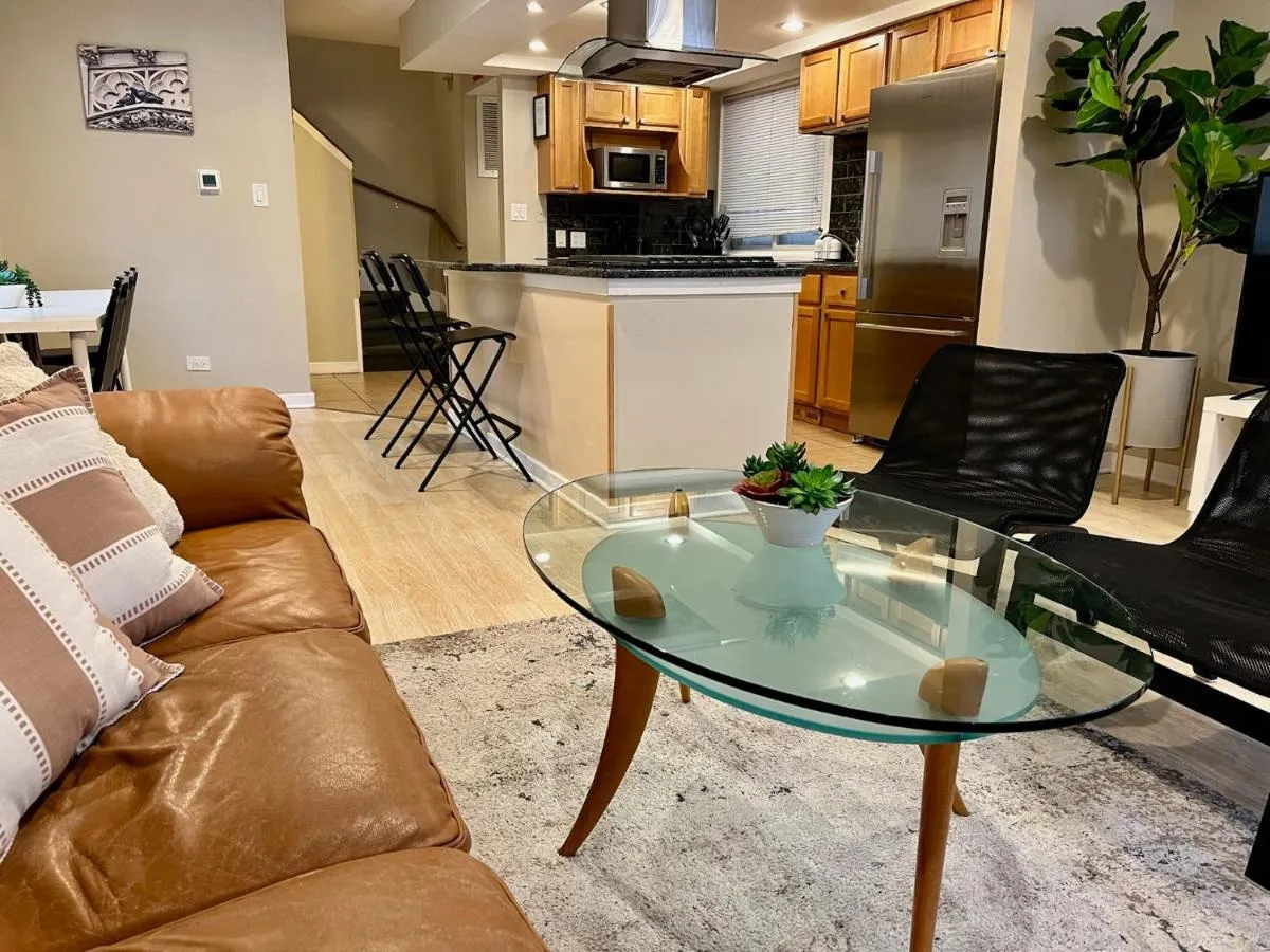 Image 6 of Couture Themed 3 Bedroom in Prime Spot with Patio, Parking, Fireplace, Pets Welcome