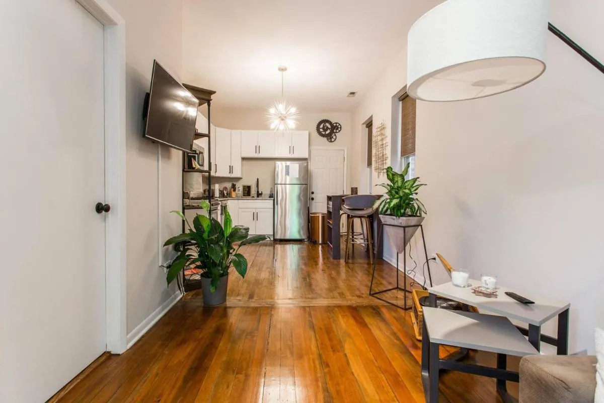 Image 3 of ✪ Cozy 1 Bedroom close to Downtown Chicago ✪