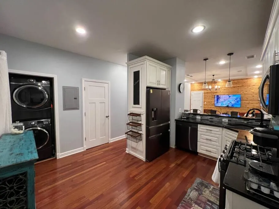 Image 3 of Cozy Chicago Apartment next to the River