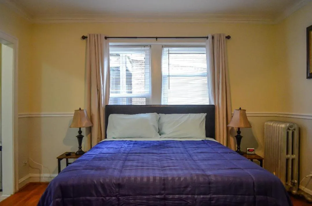 Image 1 of Cozy Studio near Wrigley field and Boystown