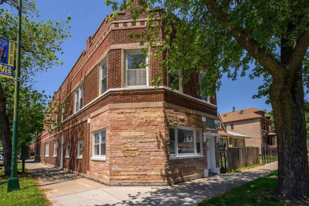 Image 4 of Cute Apartment 2 bedrooms – 12 Min from Downtown Chicagi