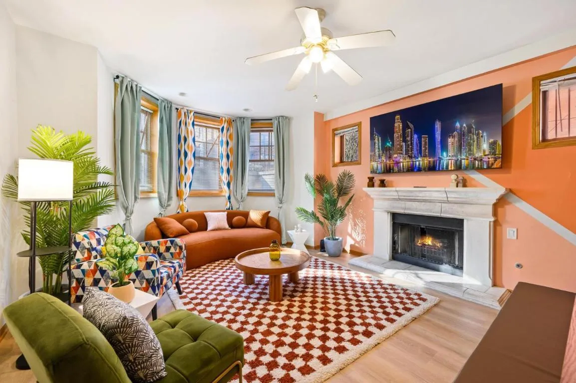 Image of Designer Apt Billiards Private Patio 1 Parking
