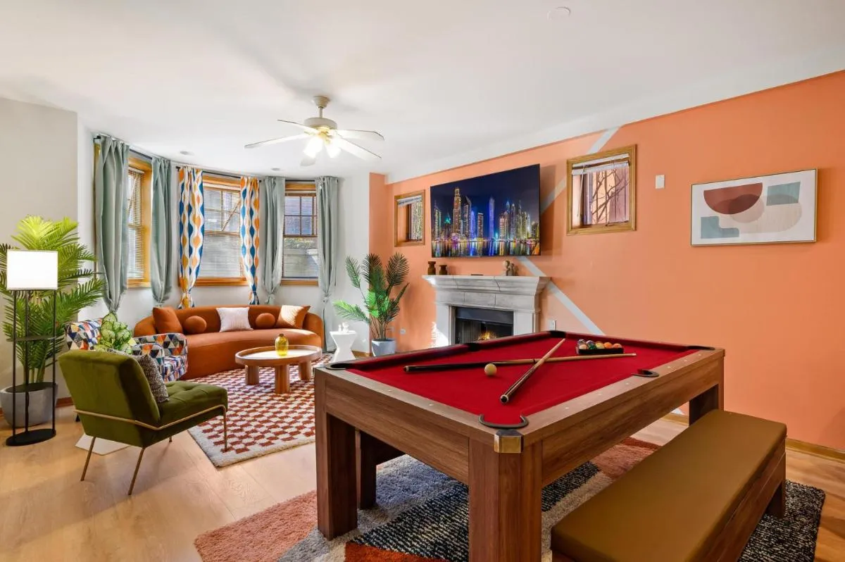 Image 4 of Designer Apt Billiards Private Patio 1 Parking