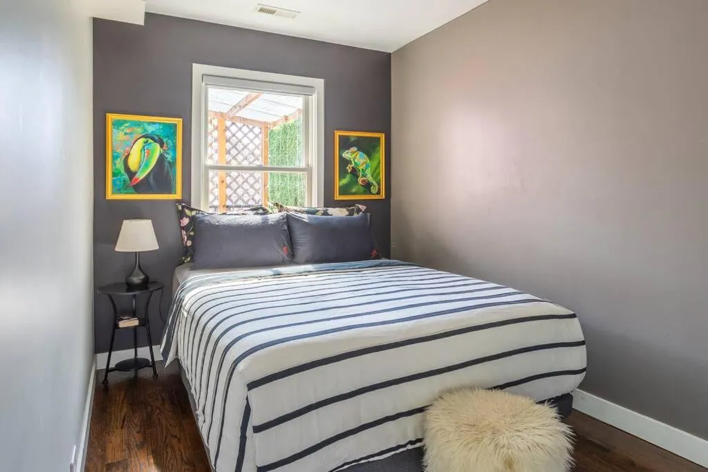 Image 4 of Duplex 3 Bed 2 Bat Apt Steps from Lincoln Square