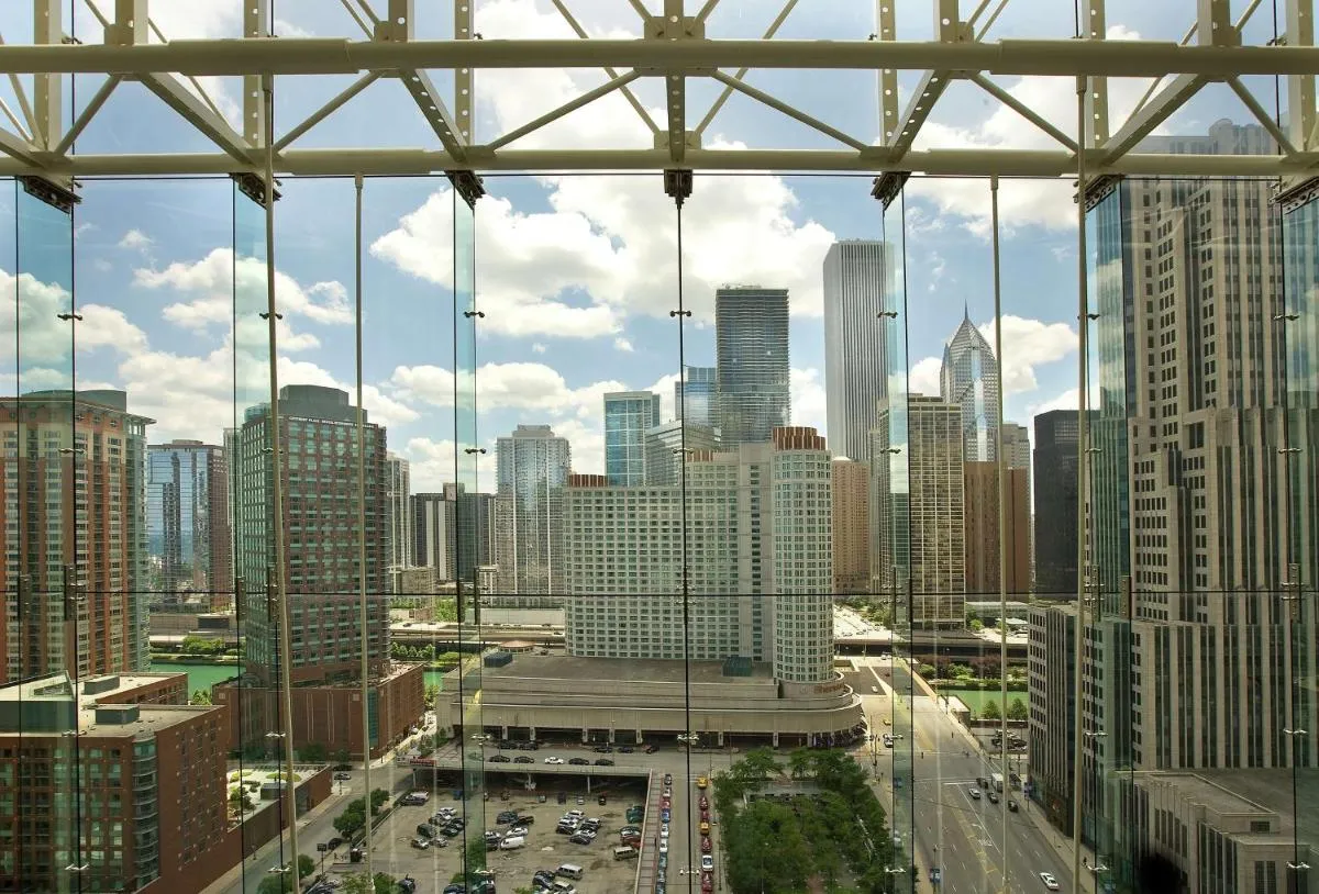 Image 4 of Embassy Suites by Hilton Chicago Downtown Magnificent Mile
