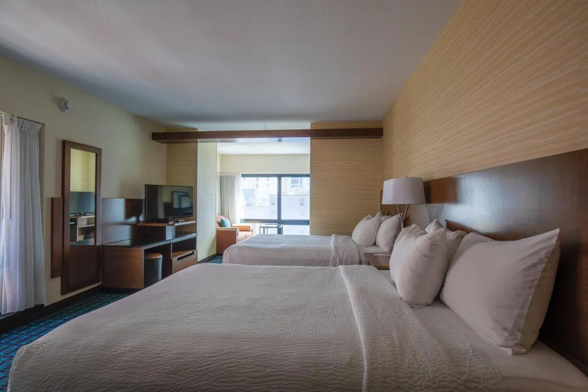 Image 6 of Fairfield Inn and Suites Chicago Downtown-River North