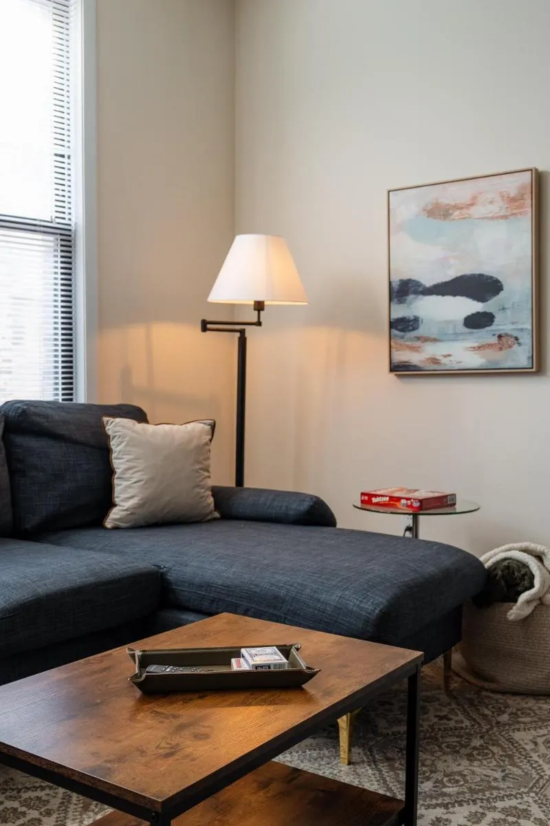 Image 3 of Flexhome Ukrainian Village 2BR D2