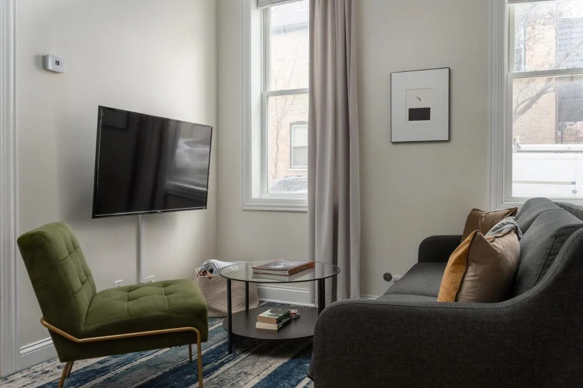 Image 3 of Flexhome Westown 2BR H1 – READ INFO