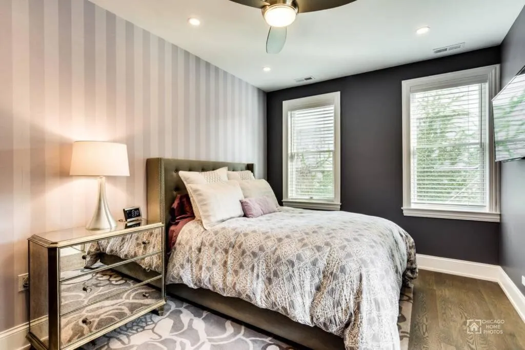 Image 4 of Gold coast villa with free parking garage sleeps 10