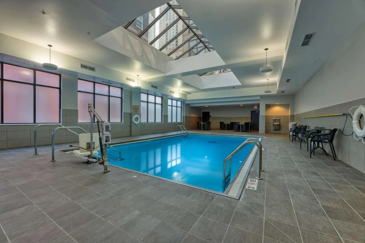 Image 3 of Hampton Inn & Suites Chicago-Downtown