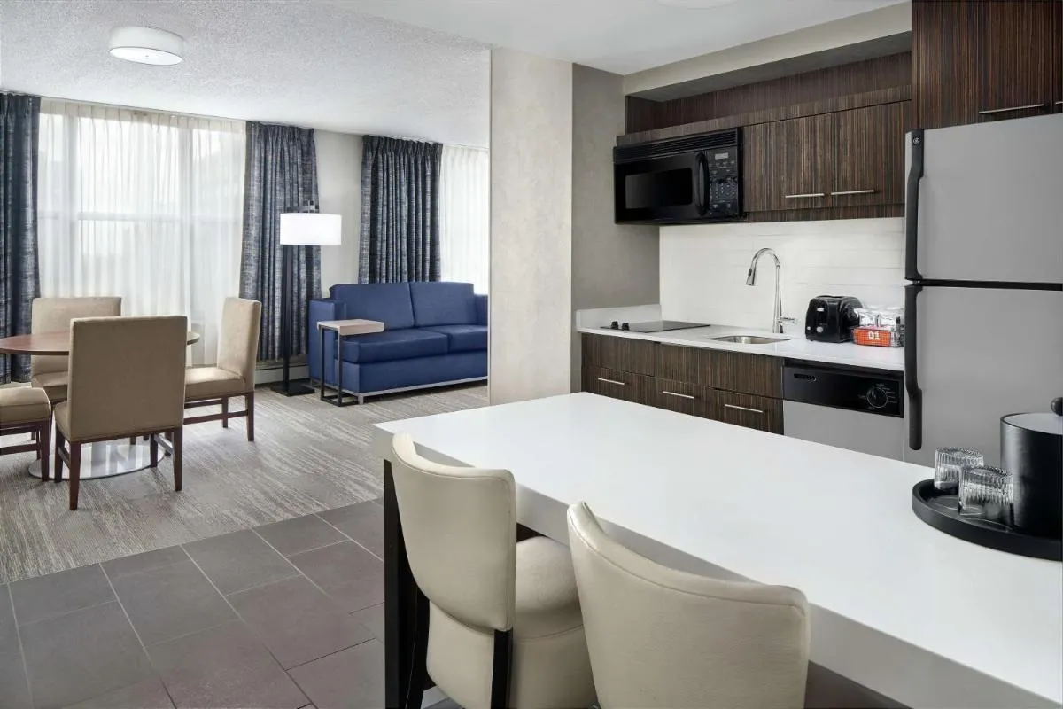 Image 4 of Hampton Inn & Suites Chicago-Downtown