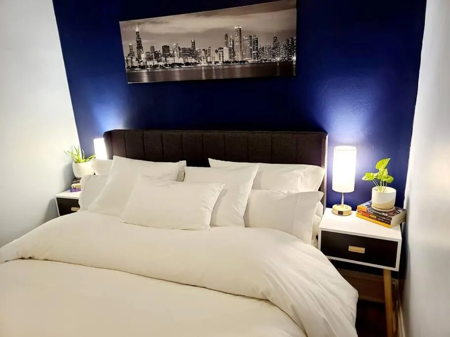 Image 1 of Hermosa House ECO-HOME – Cozy 3BR, Free Parking, Solar Powered, by Logan Square with Backyard, Firepit, Garden