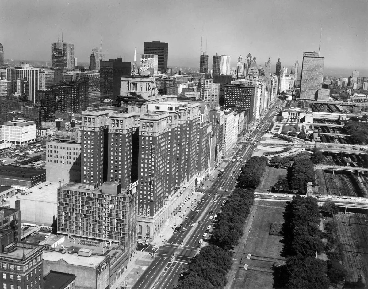 Image 2 of Hilton Chicago