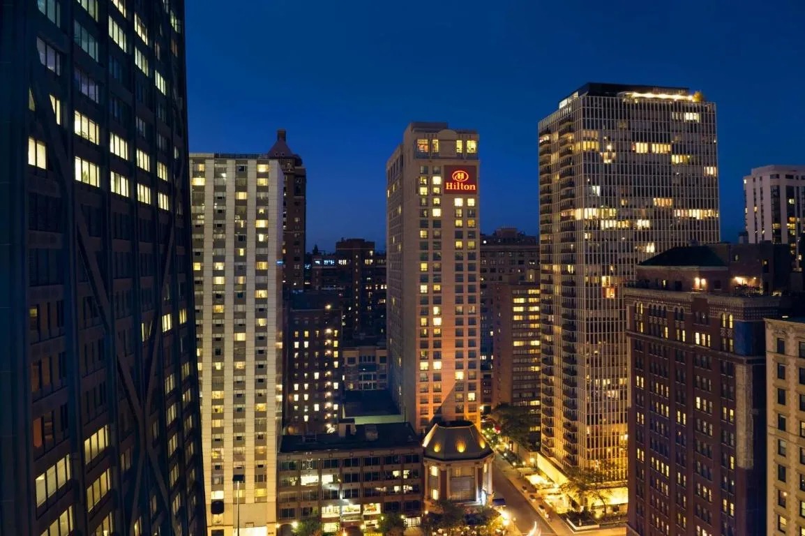 Image of Hilton Chicago Magnificent Mile Suites