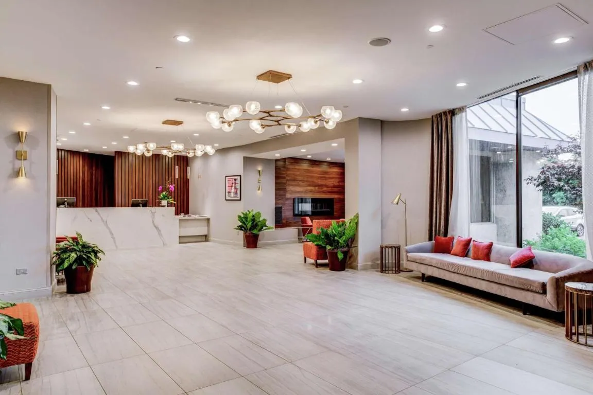 Image of Hilton Chicago/Oak Lawn