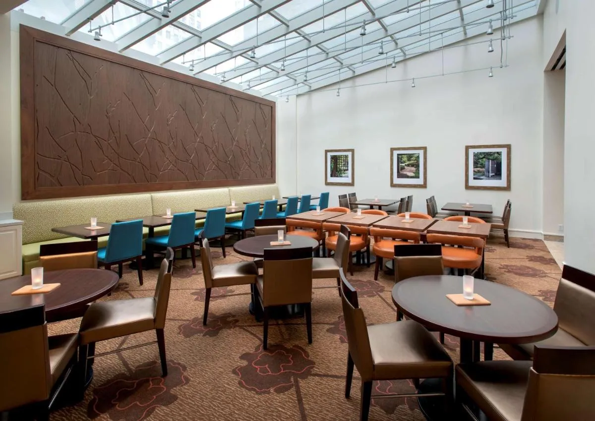 Image 6 of Hilton Garden Inn Chicago Downtown Riverwalk