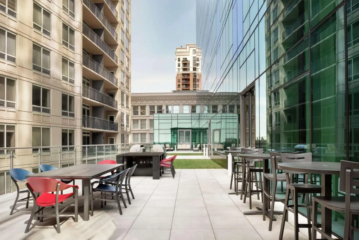 Image 6 of Hilton Garden Inn Chicago Downtown South Loop