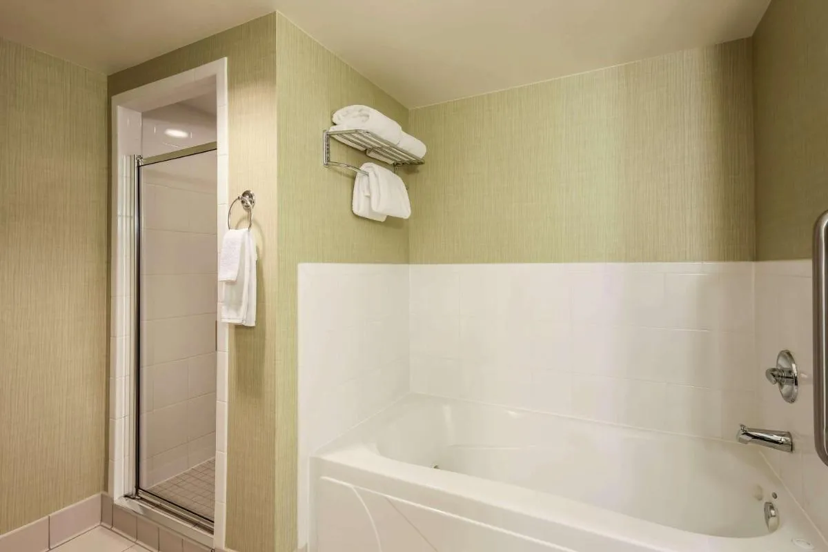 Image 2 of Hilton Garden Inn Chicago/Midway Airport