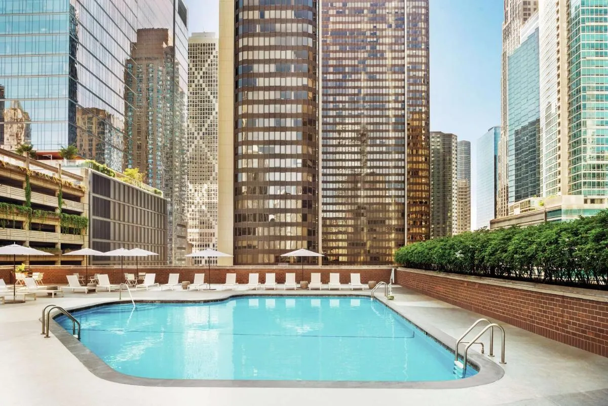 Image 3 of Hilton Grand Vacations Club Chicago Magnificent Mile