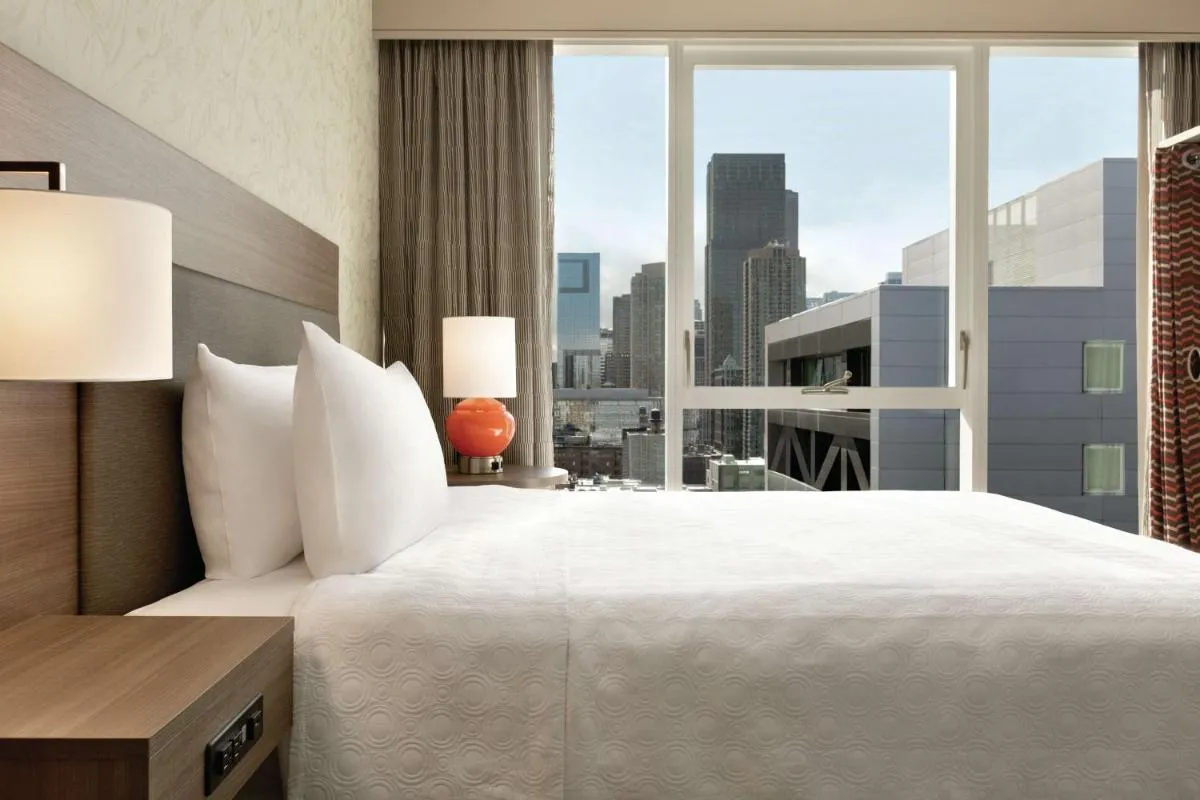 Image 6 of Home2 Suites By Hilton Chicago River North