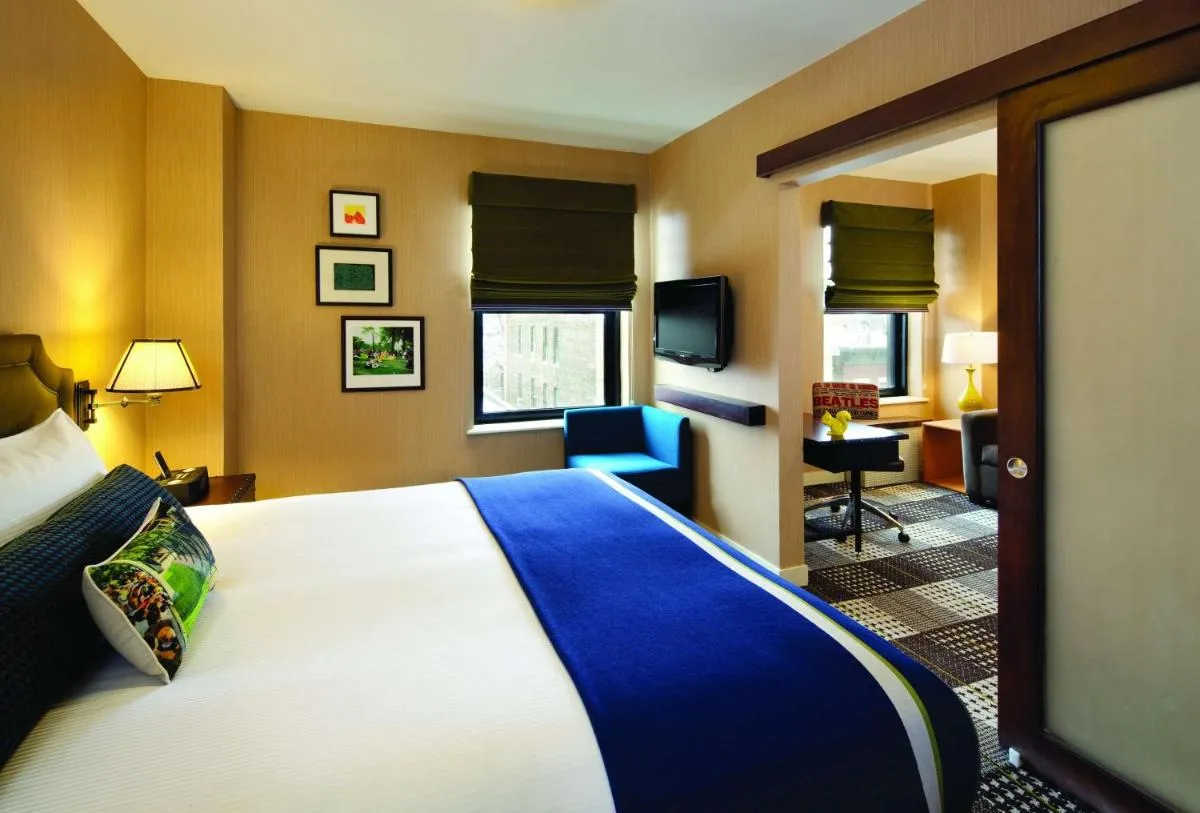 Image 1 of Hotel Lincoln