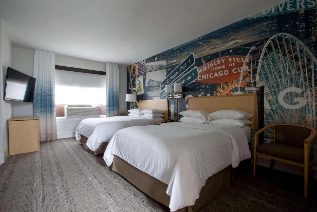 Image 4 of Hotel Versey Days Inn by Wyndham Chicago