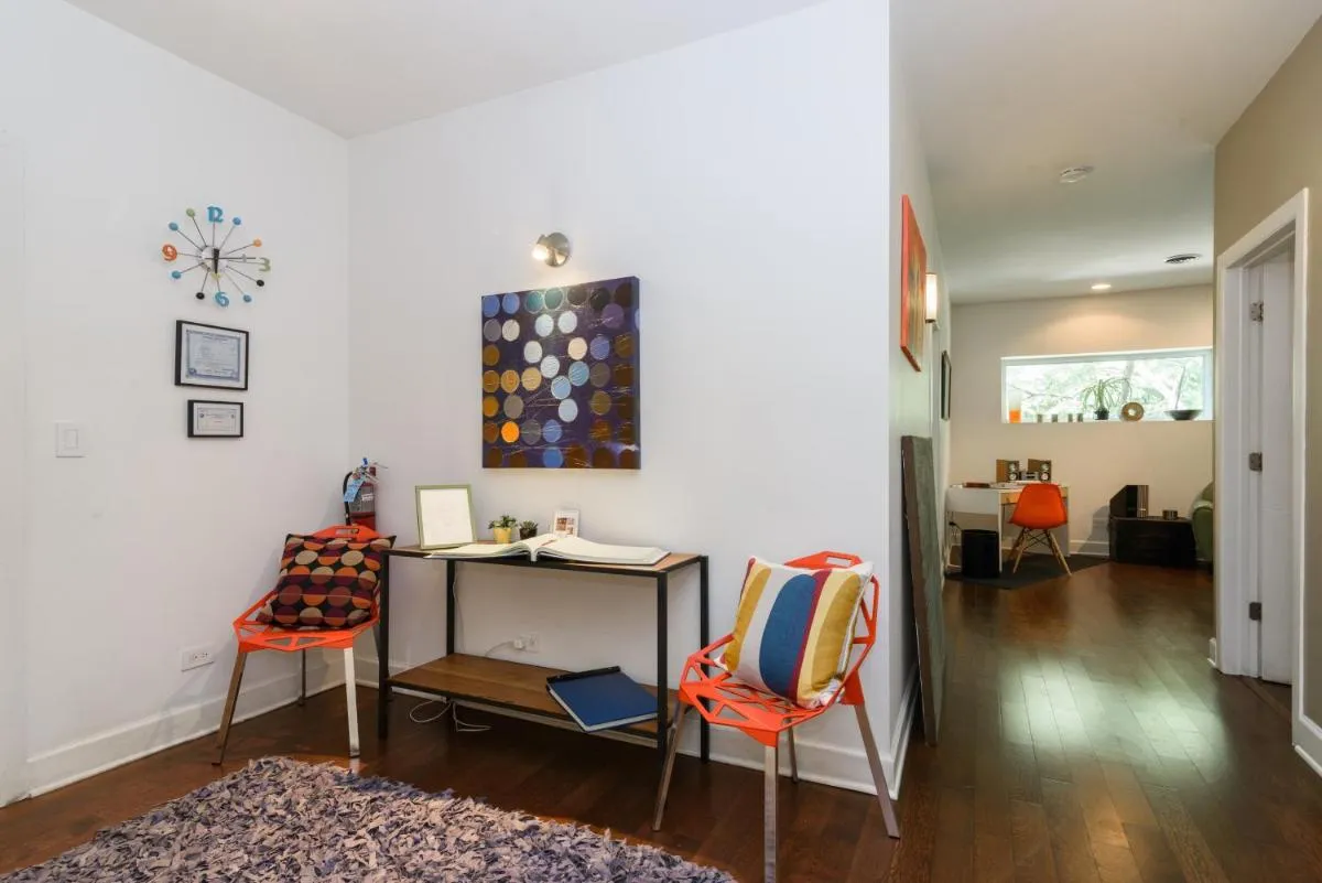 Image 1 of House 5863- Chicago’s Premier Bed and Breakfast