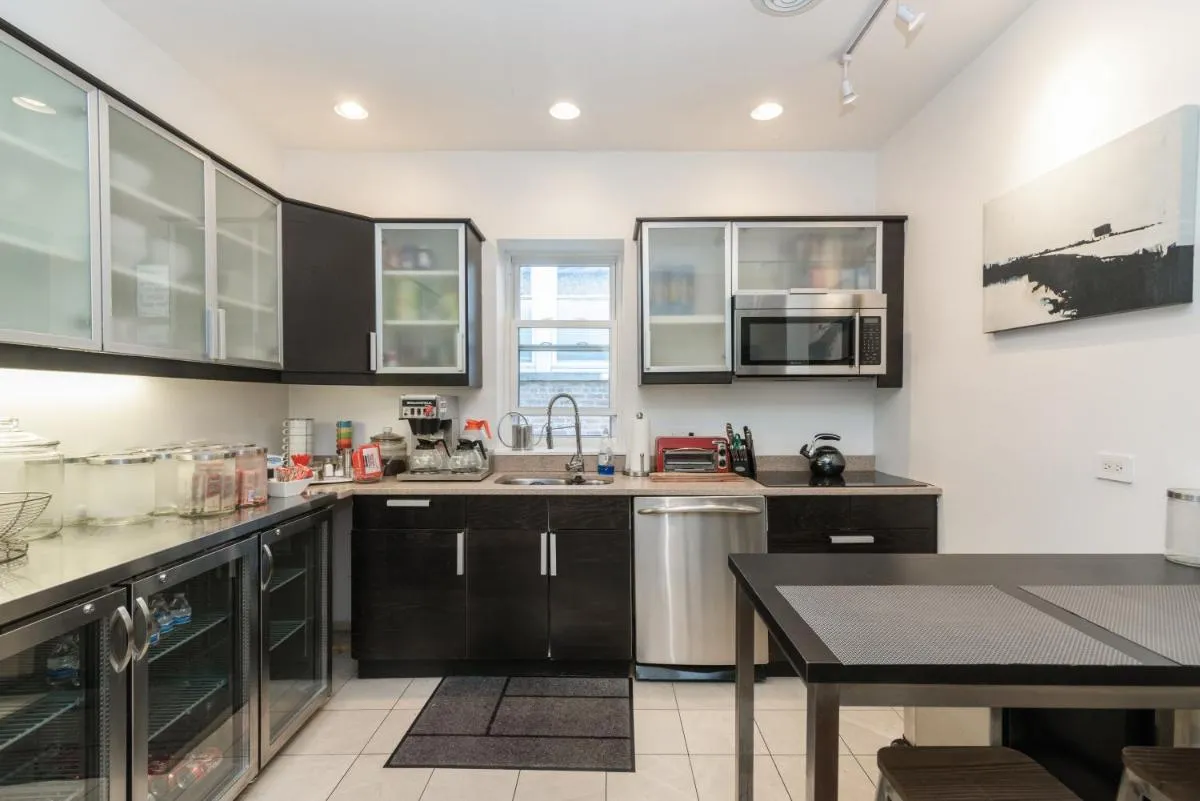 Image 5 of House 5863- Chicago’s Premier Bed and Breakfast