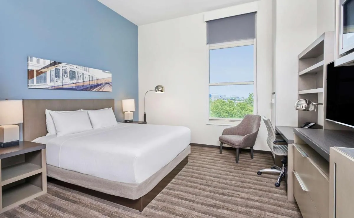 Image 5 of Hyatt House Chicago Medical/University District