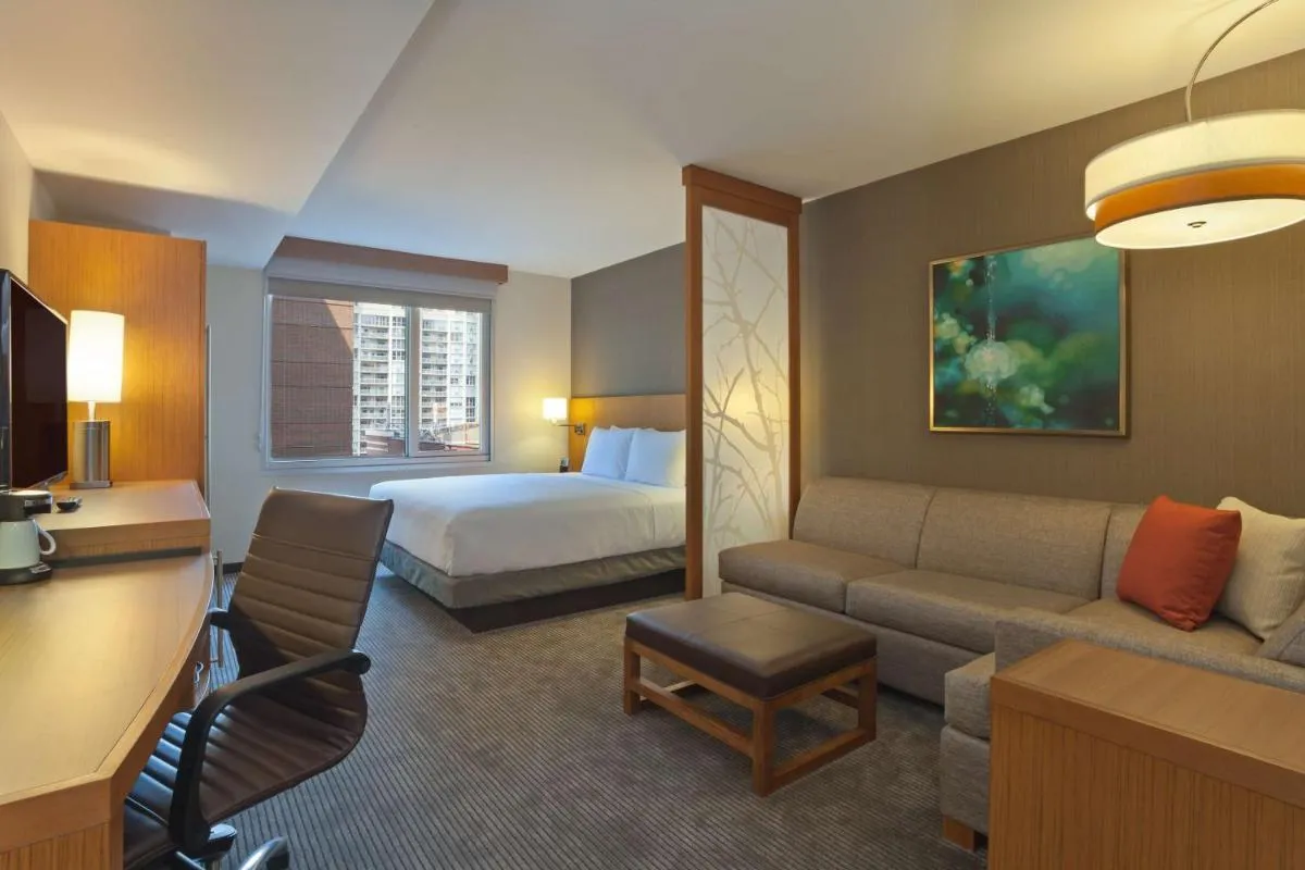 Image 6 of Hyatt Place Chicago River North