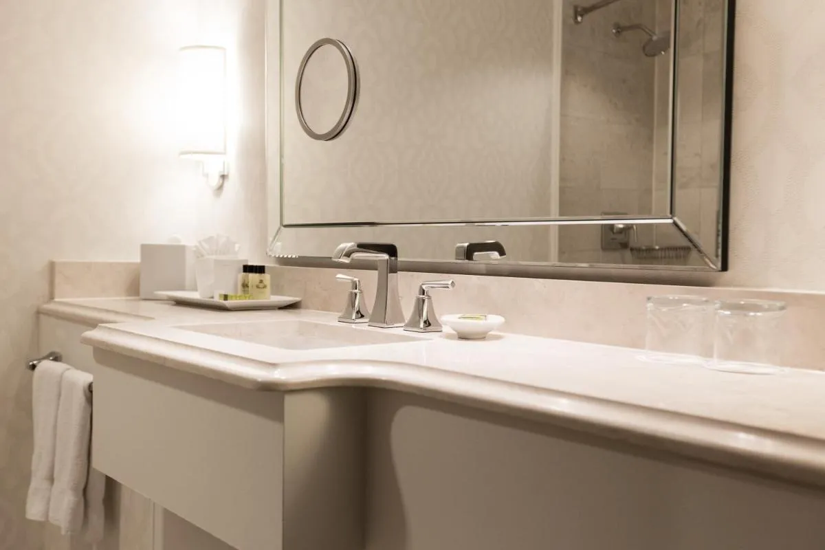 Image 6 of InterContinental Chicago Magnificent Mile, an IHG Hotel