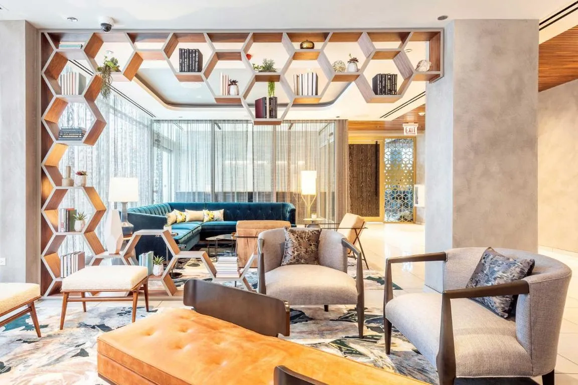 Image of Le Meridien Essex Chicago