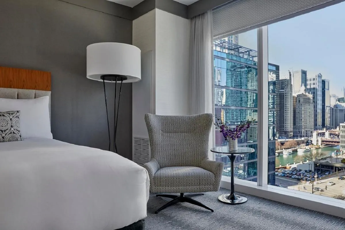 Image 2 of Loews Chicago Hotel