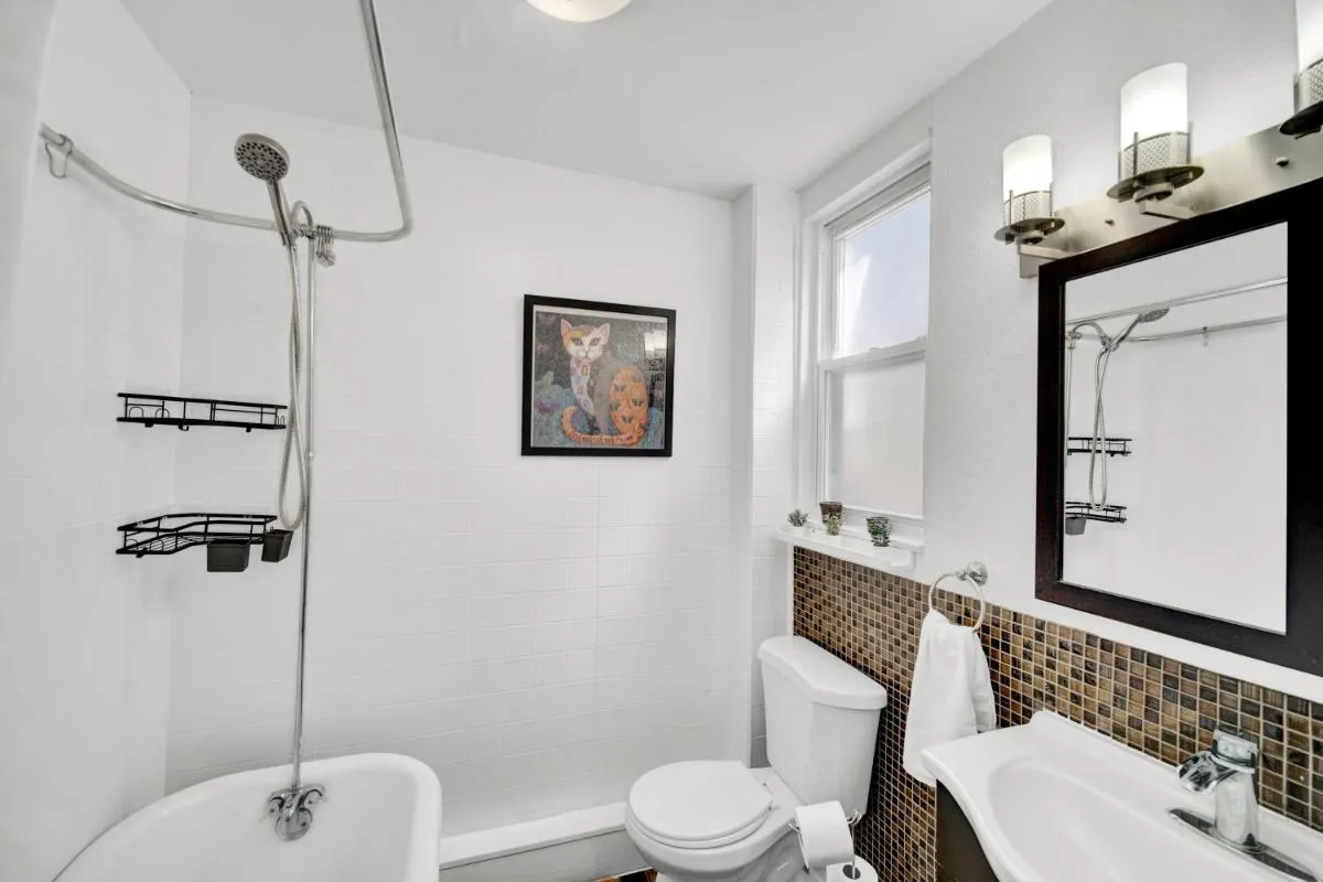 Image 2 of Logan Square Coach House