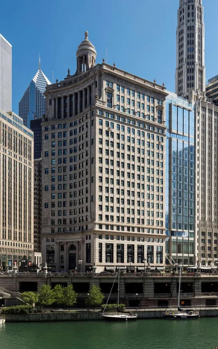 Image 5 of LondonHouse Chicago, Curio Collection by Hilton